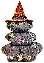 Black Cat Stacker from Praiseworthy Stitches - click for more